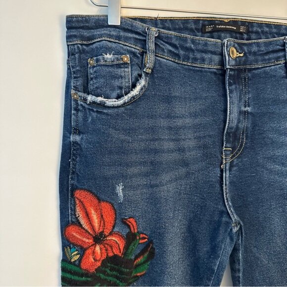 Zara | Blue Trafaluc Denimwear Embroidered Distressed Jeans Size 10 - Picture 10 of 11